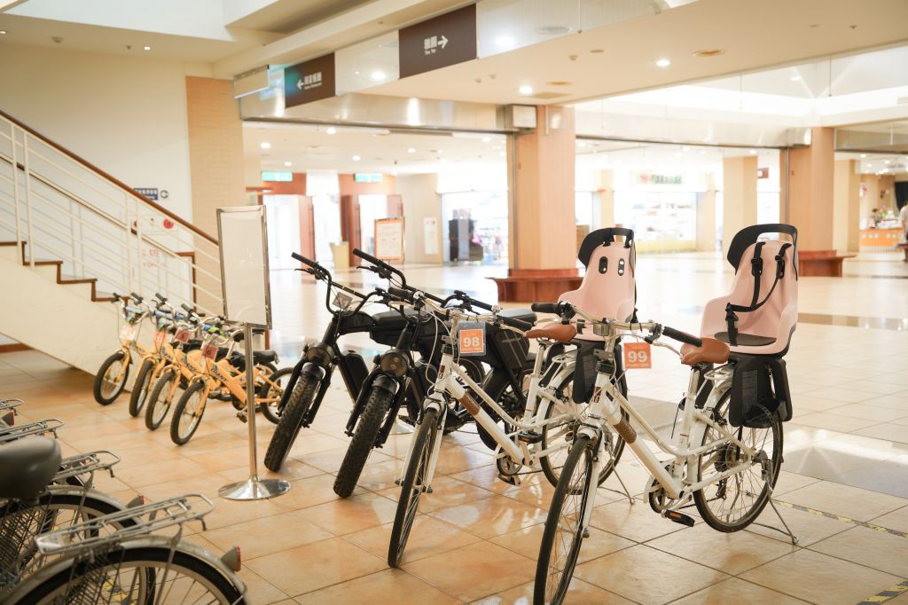 渴望會館腳踏車租借，雅舍輕旅房客可持房卡免費使用每次1小時